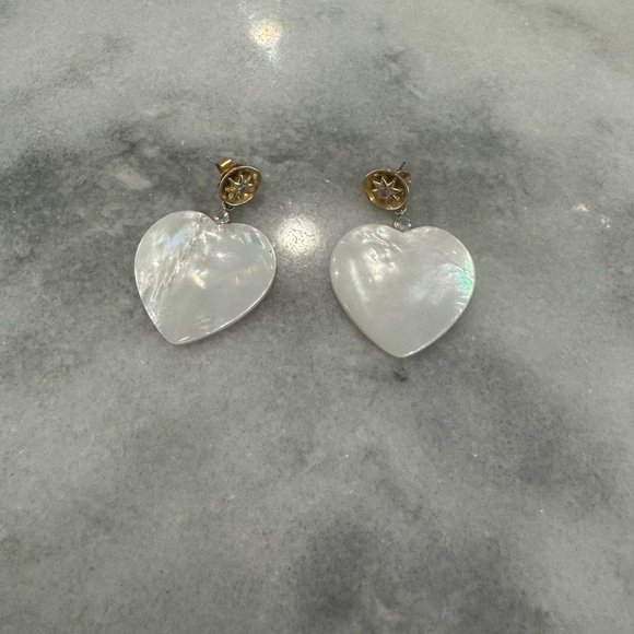 Brinker + Eliza  Heart Pearl Earrings - Picture 3 of 3